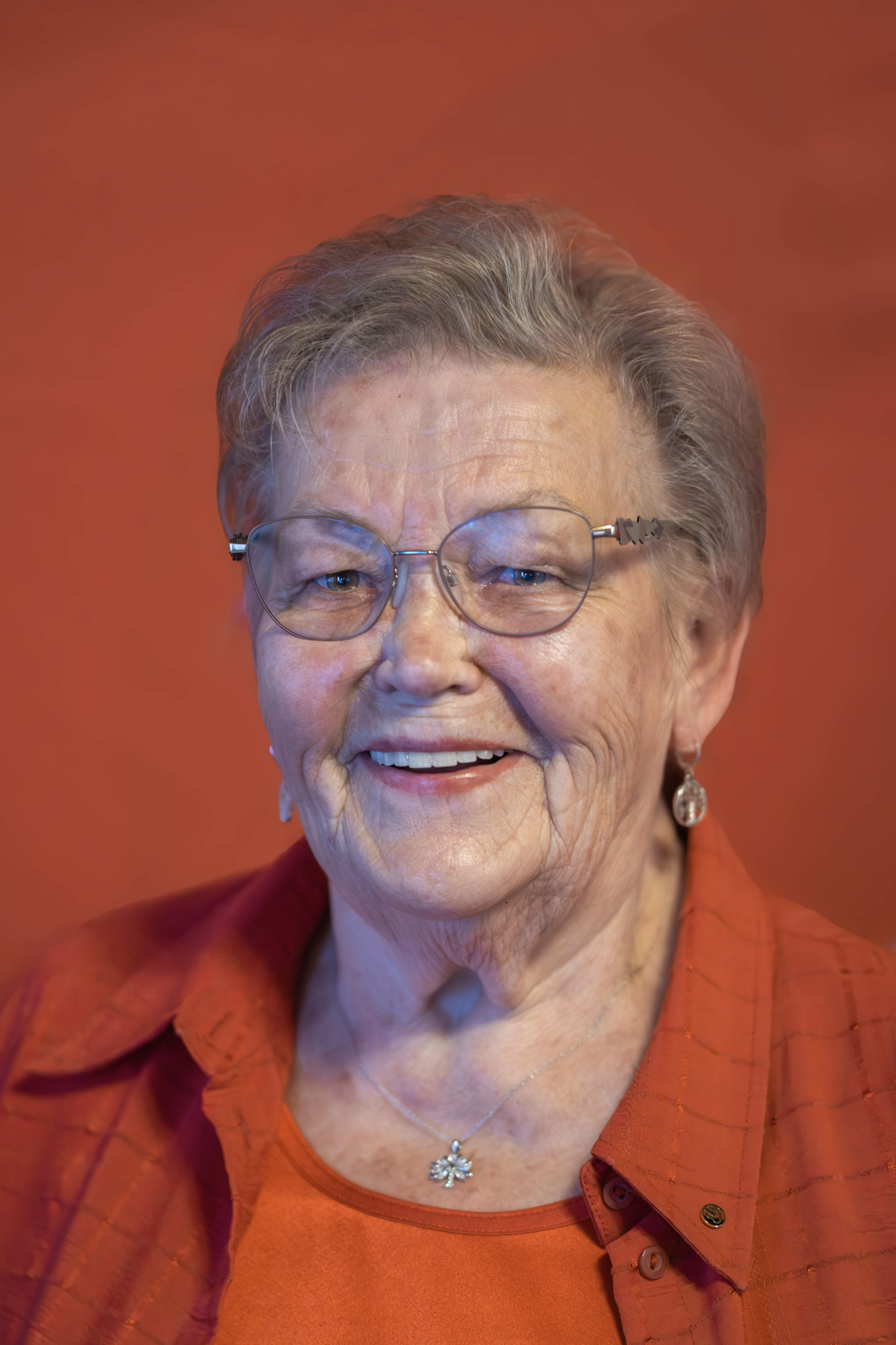 Christa Brunner, Kaufmännische Angestellte – kandidiert für die SPD Straubing