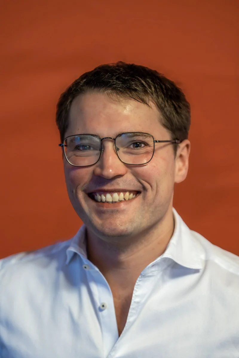 Simon Bucher, Restaurantfachmann – kandidiert für die SPD Straubing